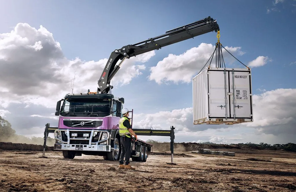 Stahlträger Transport und Kranhub Zürich